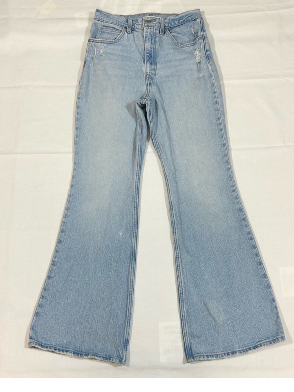 Women’s Light Wash Levi’s high waisted  Jeans